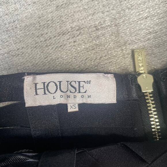 HOUSE OF LONDON XS Extra Small Mateia Shiny Strap‎ Elastic Mini Skirt Black - Picture 3 of 4